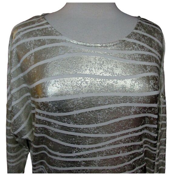 Chico's Metallic Wavy Stripe Gold White Top Sz 0 Ruched Sides Pullover Stretch - Picture 5 of 9